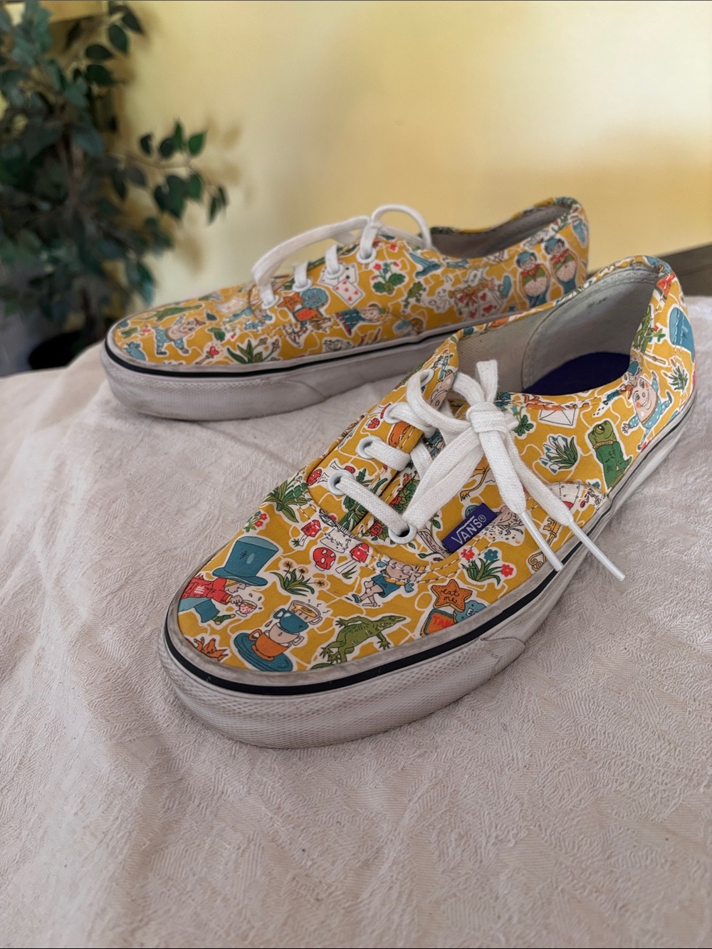 Vans Yellow Multi Cartoon Print Low-Top Sneakers